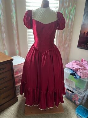 Halloween Costume - Red Princess Dress Sz S/M